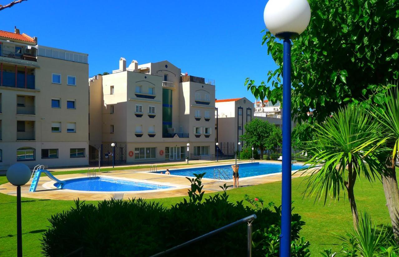 דירות סיטגס La Marina Seaview Penthouse מראה חיצוני תמונה