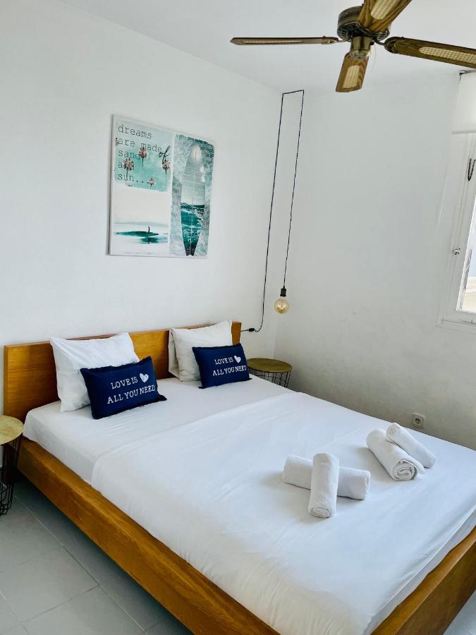 דירות סיטגס La Marina Seaview Penthouse מראה חיצוני תמונה