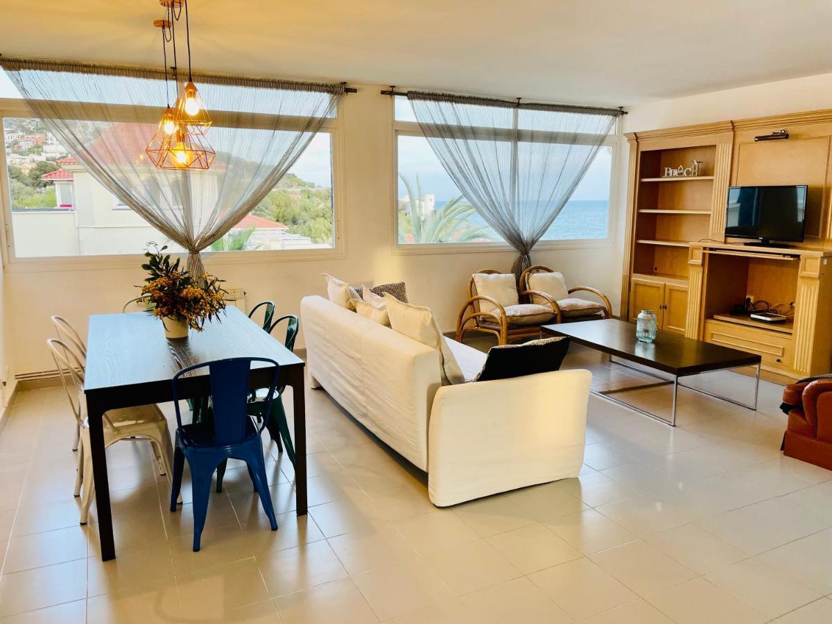 דירות סיטגס La Marina Seaview Penthouse מראה חיצוני תמונה